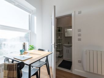 4 North Circular Road, Dublin 7 - Image 5