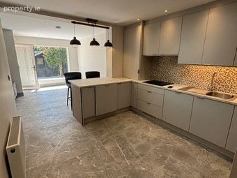 15 Elmwood, Blessington Road, Naas, Co. Kildare - Image 2