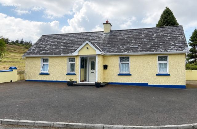 Lough Bo Crossroads, Riverstown, Co. Sligo - Click to view photos