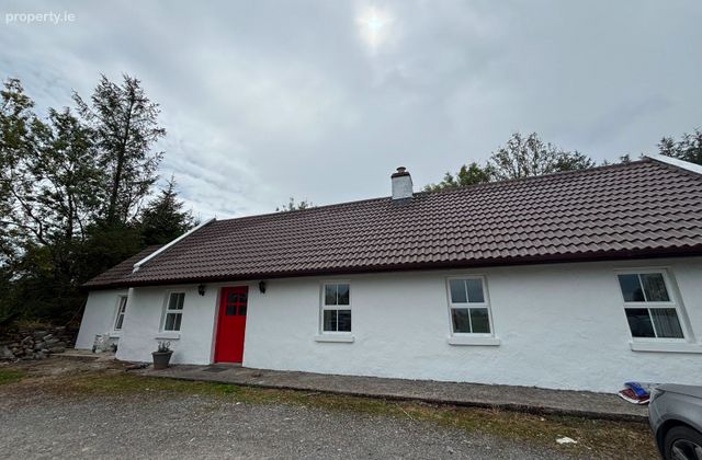 Peak, Ballinagare, Castlerea, Co. Roscommon, Bellanagare, Co. Roscommon - Click to view photos