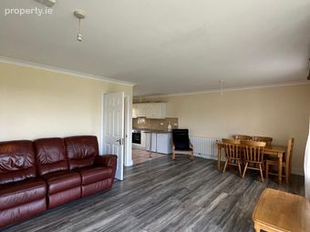 23 Pebble Grove, Pebble Beach, Tramore, Co. Waterford - Image 5