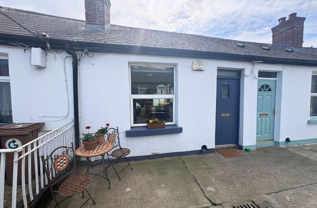 6 Rutland Cottages, Dublin 1 - Click to view photos