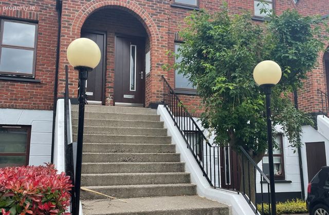 Morehampton Square, Bloomfield Avenue, Donnybrook, Donnybrook, Dublin 4 - Click to view photos