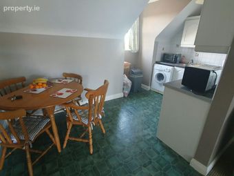 Apartment 18, Marymount Apartments, Summerhill, Carrick-on-Shannon, Co. Leitrim - Image 4