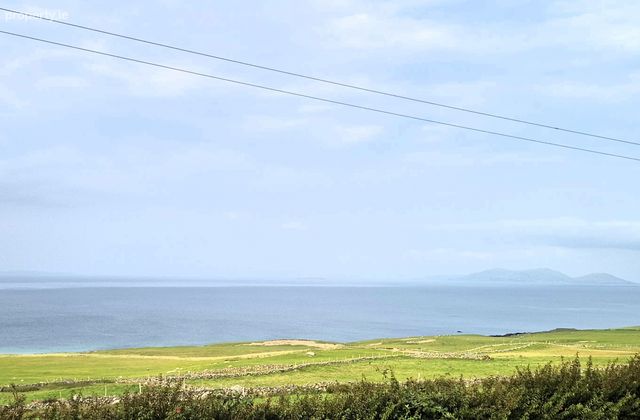 Kinadoohy, Louisburgh, Co. Mayo - Click to view photos