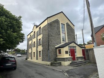 The Cornstore Building, Bath Terrace Lane, Moville, Co. Donegal, Moville, Co. Donegal - Image 3