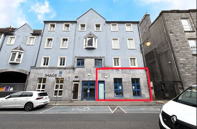 2 Rockfort House, St. Augustine Street, Galway, Galway City Centre, Co. Galway - Click to view photos