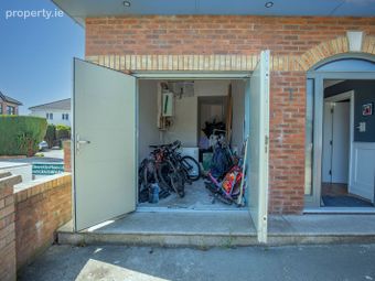 1 Haydens Park View, Lucan, Lucan, Co. Dublin - Image 4