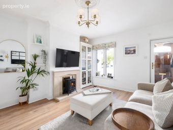 27 Stonebridge Close, Shankill, Dublin 18, Shankill, Dublin 18 - Image 2