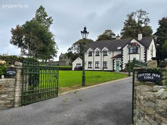 Crofton Park Lodge, Crofton Park, Ballina, Co. Mayo