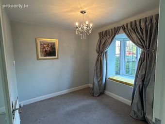 7 The Courtyard, Foxrock Park, Dublin 18, Foxrock, Dublin 18 - Image 3