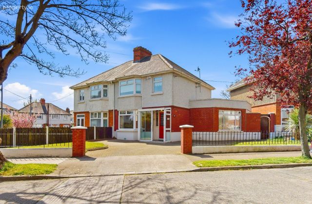 113 Iveragh Road, Whitehall, Dublin 9 - Click to view photos