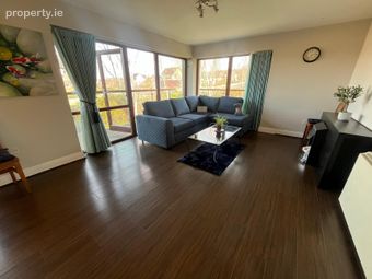 Hunters Hall, Hunters Wood, Ballycullen, Dublin 24, Knocklyon, Dublin 16 - Image 2