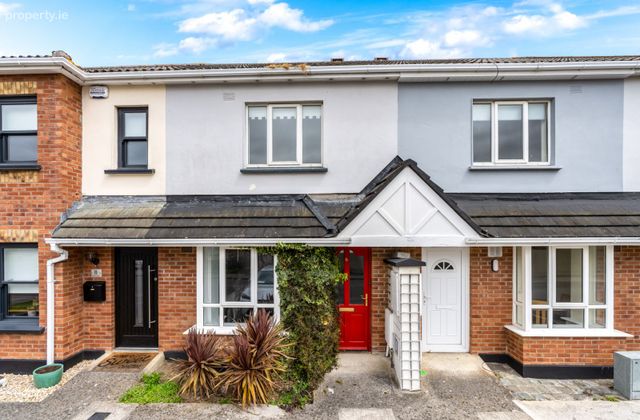 Ashton Grove, Ashton Broc, Swords, Co. Dublin - Click to view photos