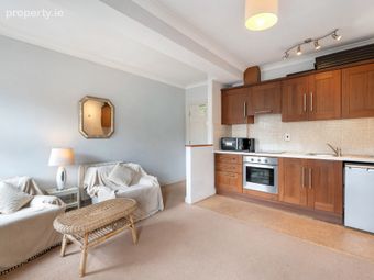 Apartment 6, 31-32 Windsor Court, Dublin 2, Dublin 2 - Image 2