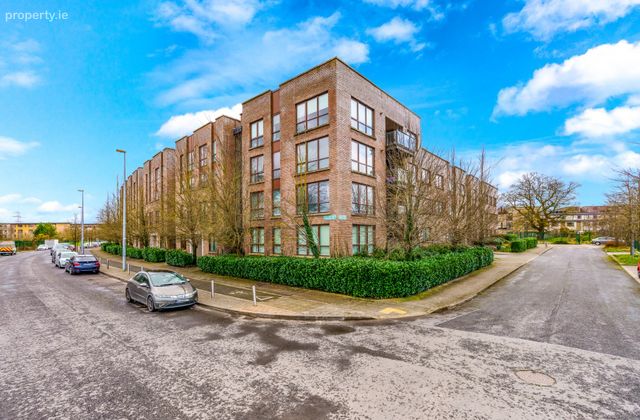 Adamstown Way, Adamstown Castle, Adamstown, Co. Dublin - Click to view photos
