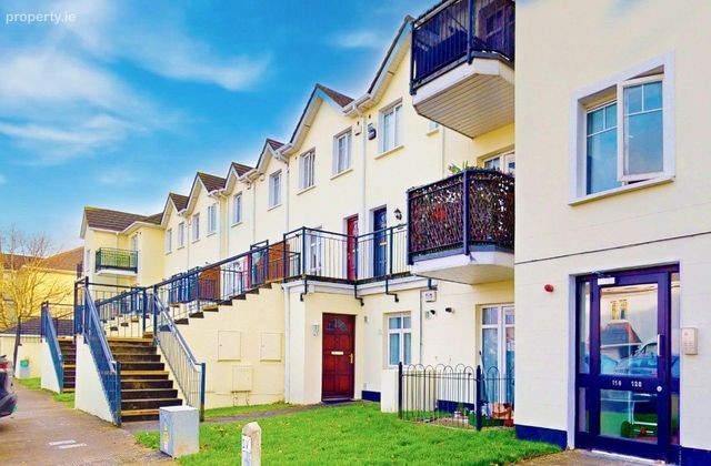 116 Holywell Park, Swords, Co. Dublin - Click to view photos