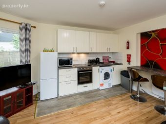 4 Beechmount Grove, Navan, Navan, Co. Meath - Image 2