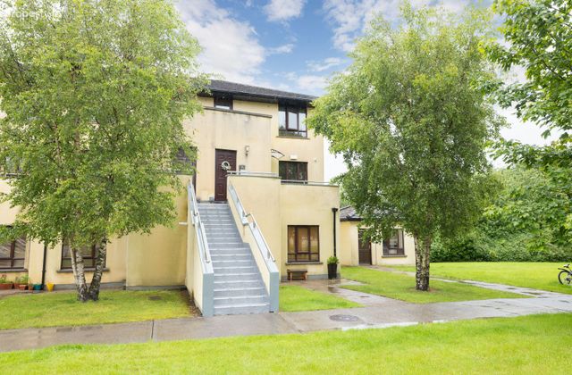 56 Marlinstown Park, Dublin Road, Mullingar, Co. Westmeath - Click to view photos
