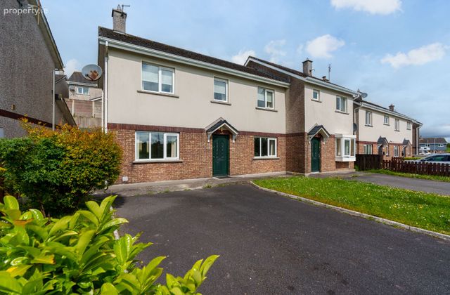 80 Ard&aacute;n Na Mara, Seafield, Youghal, Co. Cork - Click to view photos
