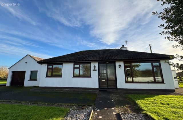 Castleview, Bulgaden, Kilmallock, Co. Limerick - Click to view photos