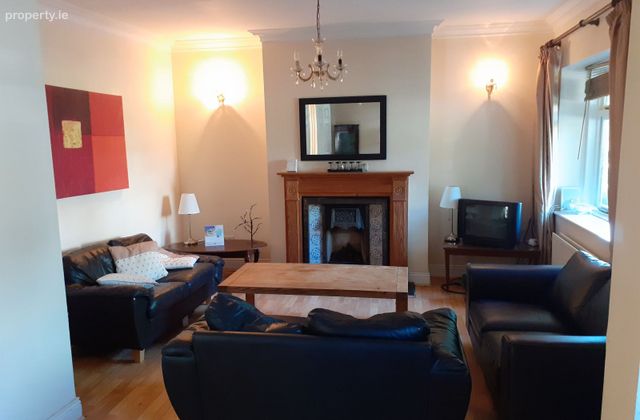 Hampton St Helens Wood , Bootestown, Stillorgan, Co. Dublin - Click to view photos