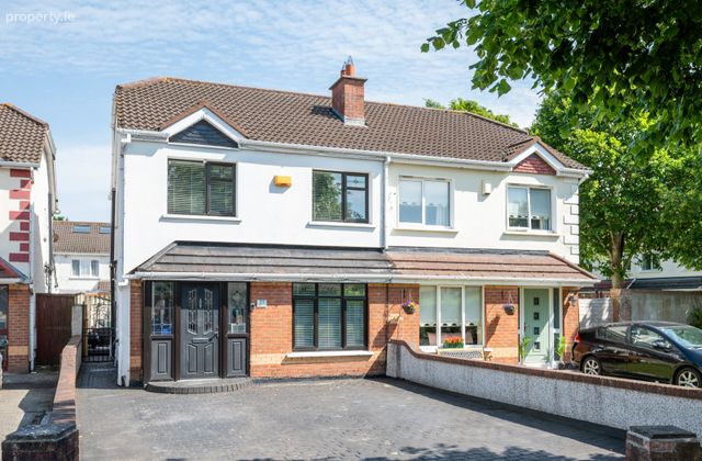 27 Earlsfort Close, Lucan, Co Dublin, Lucan, Co. Dublin - Click to view photos