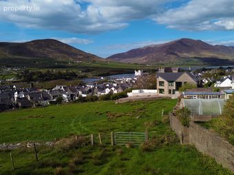 Barr Na Sr&aacute;ide, Caherciveen, Cahersiveen, Co. Kerry - Image 2