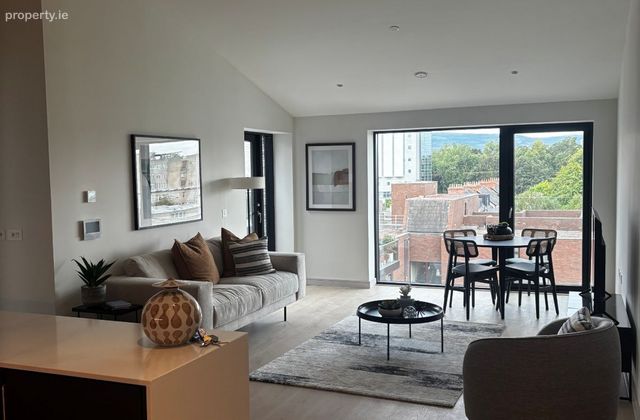 Apt 58, 143 Merrion Road- 2 Bedroom Penthouse, Dublin 4 - Click to view photos