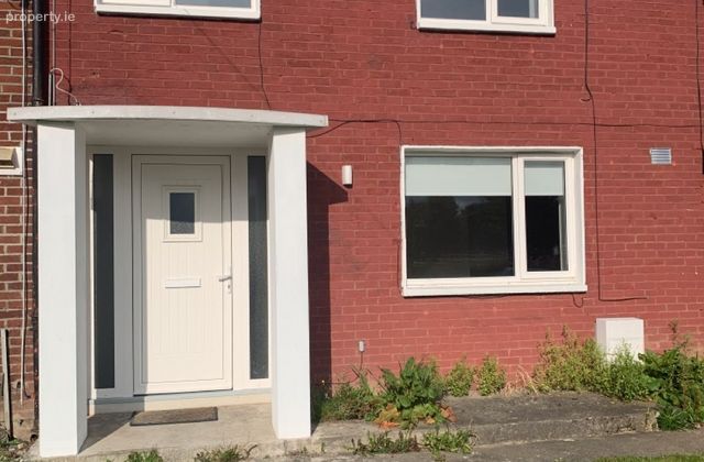 30 Plunkett Avenue, Finglas West, Finglas, Dublin 11 - Click to view photos