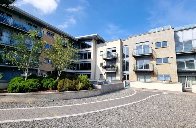 Apartment 12, Greenhills Court, Tallaght, Dublin 24 - Click to view photos