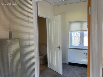 8 The Court, Main Street, Newbridge, Co. Kildare - Image 4