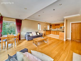 28 Beech Lodge, Farmleigh Woods, Castleknock, Dublin, Castleknock, Dublin 15 - Image 2