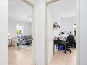 1 Parklands Court, Ballycullen, Dublin 24, Ballycullen, Dublin 24 - Image 4
