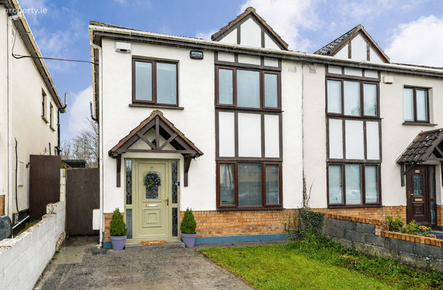 27 Pinewoods, Clondalkin, Dublin 22, Clondalkin, Dublin 22 - Click to view photos