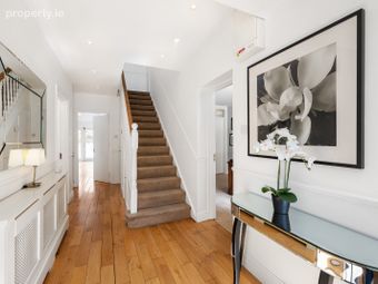 Helene, 11 Springhill Park, Killiney, Co. Dublin - Image 3