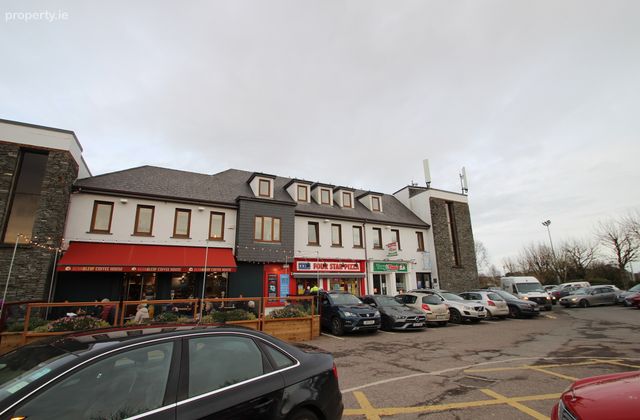 Owenabue Mall, Carrigaline, Co. Cork - Click to view photos