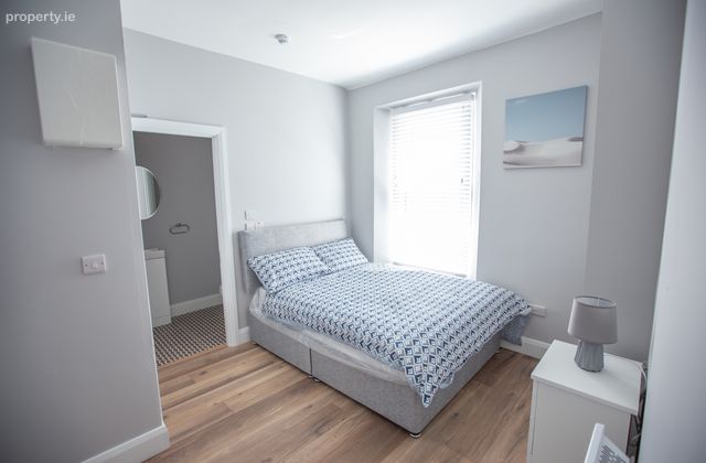 Summer St North, North Circular Road, Dublin 7 - Click to view photos