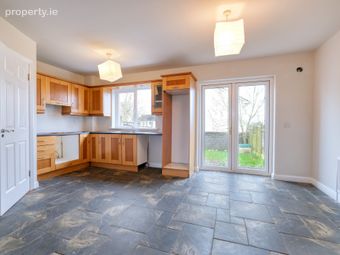 18 Oaklands Avenue, Longford, Longford Town, Co. Longford - Image 4