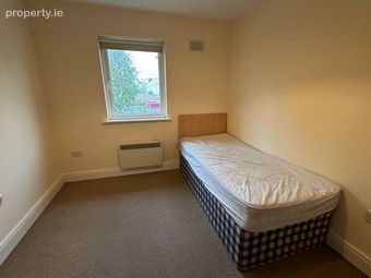32 Butler Court, Mitchel Street, Thurles, Co. Tipperary - Image 5