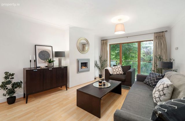Apartment 11, The Oaks, Rockfield, Dundrum, Dublin 16 - Click to view photos