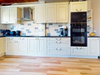 15 Fforster Way, Ballydowd Manor, Lucan, Co. Dublin - Image 4