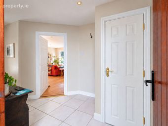 8 The Poplars, Delgany, Co. Wicklow - Image 2