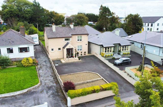 Clonroad, Ennis, Co. Clare - Click to view photos