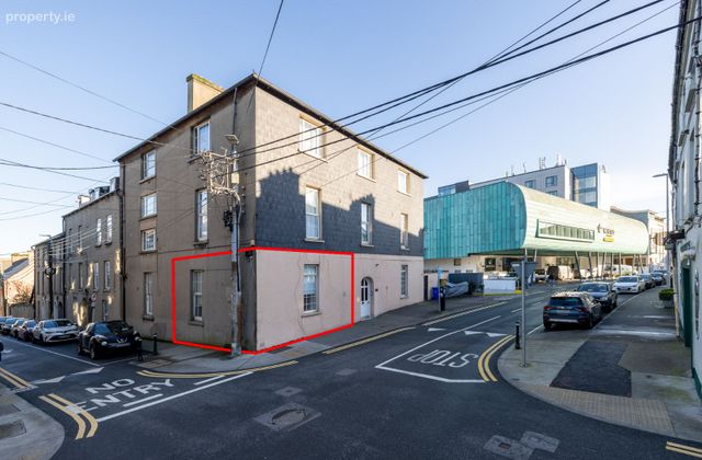 Apartment 2, Pembroke House, Wexford Town, Co. Wexford - Click to view photos