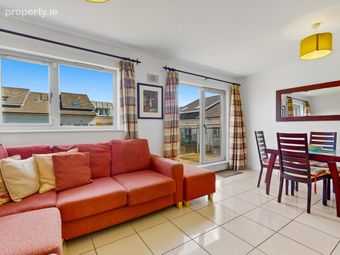 4 Waterside Green, Waterside, Malahide, Co. Dublin - Image 3