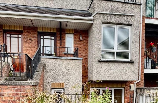 12 Lanesborough Castle, Lanesborough Gardens, Finglas, Dublin 11 - Click to view photos