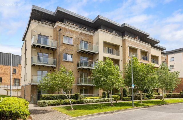 18 Laurel House, Carrickmines Green, Dublin 18, Carrickmines, Dublin 18 - Click to view photos