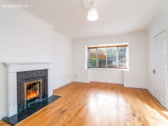 8 Sandyford Hall Lawn, Sandyford, Dublin 18 - Image 4