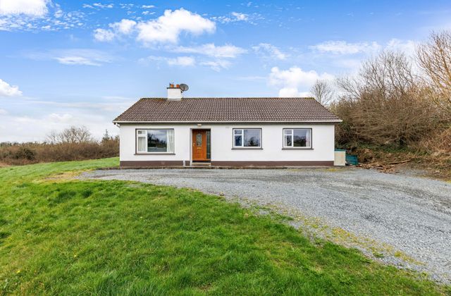 Coolcanadas, Ballyhaise, Co Cavan, Ballyhaise, Co. Cavan - Click to view photos